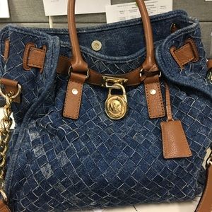 Micheal Kors denim purse in great condition